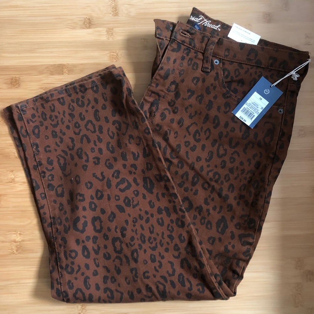 NWT Universal Thread Cheetah Print Jeans